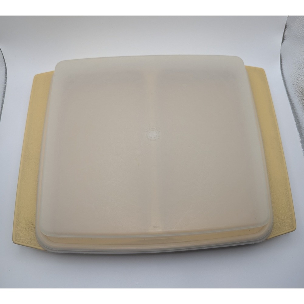 Vintage Tupperware Deviled Egg Keeper with Lid Almond Gold 723-2 722-1‎ Retro